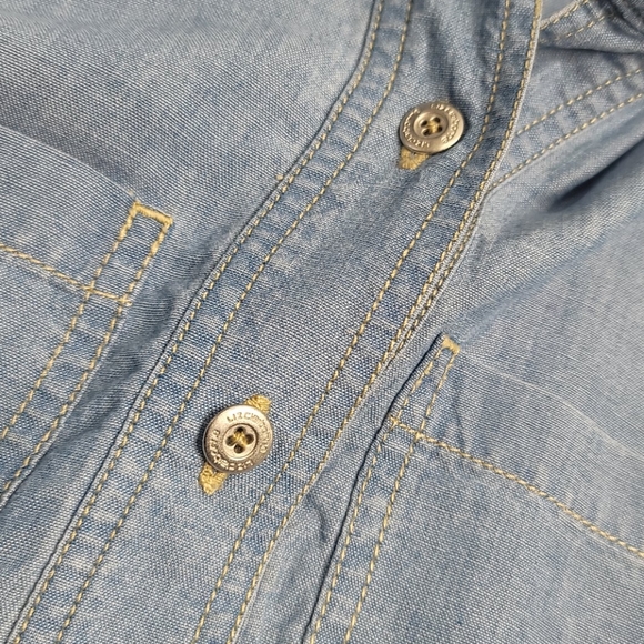 Liz Claiborne light denim tunic top sz 6 - Picture 7 of 7
